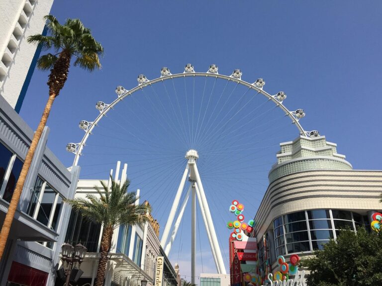 The LINQ Promenade and High Roller, Las Vegas